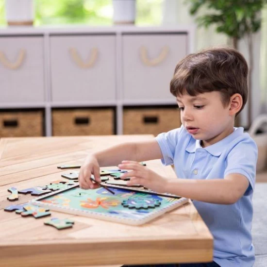 Puzzle educativ din lemn, cu rotite dintate, Oceanul, 8 piese, 3 ani+, Melissa&Doug Puzzle educativ din lemn, cu rotite dintate, Oceanul, 8 piese, 3 ani+, Melissa&Doug