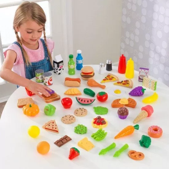 Set de joaca 65 piese alimente diverse Set de joaca 65 piese alimente diverse