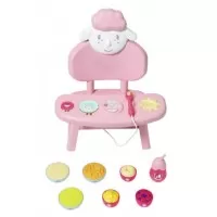 Masuta cu scaunel pentru papusa Baby Annabell