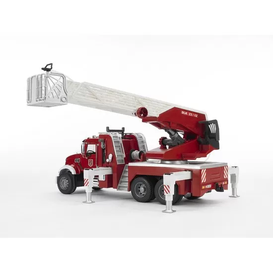 Camion de pompieri Mack Granite cu scara, pompa de apa si sirena Bruder Camion de pompieri Mack Granite cu scara, pompa de apa si sirena Bruder