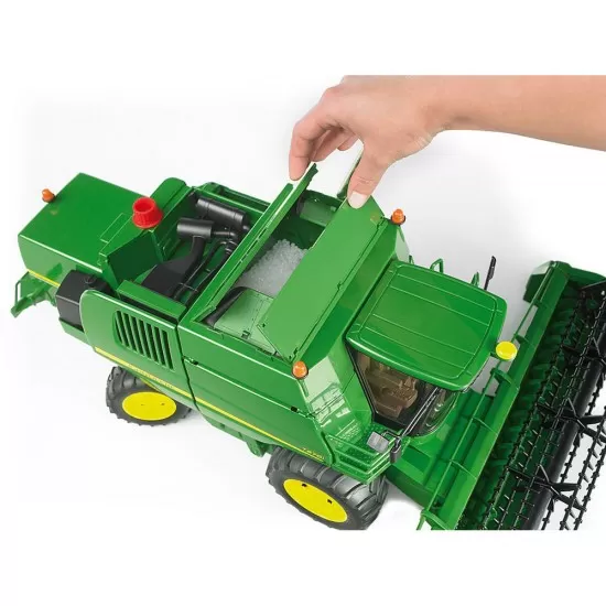 Combina agricola John Deere T670I Bruder Combina agricola John Deere T670I Bruder