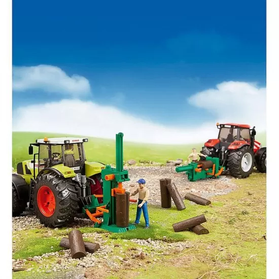 Figurina muncitor forestier cu accesorii Bruder