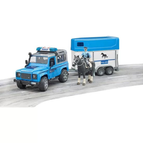 Masina de politie Land Rover Defender cu remorca, politist si cal Bruder Masina de politie Land Rover Defender cu remorca, politist si cal Bruder