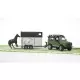Masina de teren Land Rover Defender cu remorca si cal Bruder Masina de teren Land Rover Defender cu remorca si cal Bruder