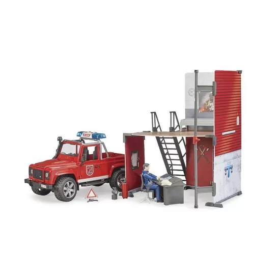 Statie de pompieri cu Land Rover Defender si pompier Bruder Statie de pompieri cu Land Rover Defender si pompier Bruder