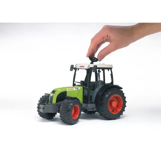 Tractor Claas Nectis 267 F Bruder Tractor Claas Nectis 267 F Bruder