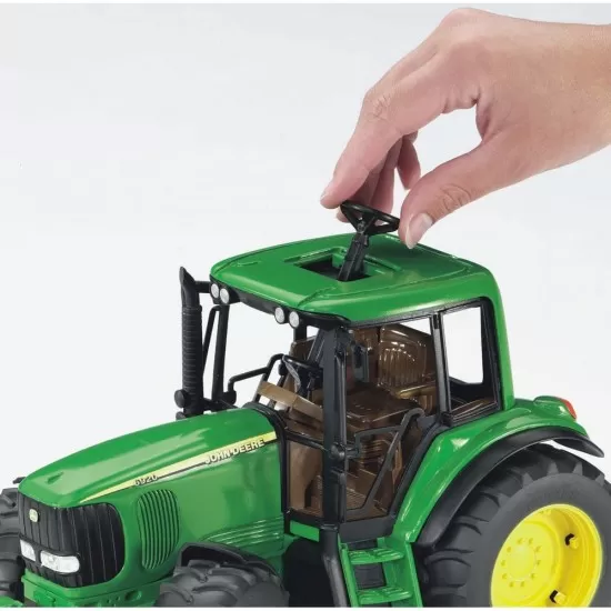 Tractor John Deere 6920 cu incarcator frontal Bruder Tractor John Deere 6920 cu incarcator frontal Bruder