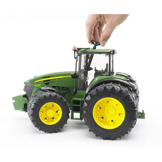 Tractor John Deere 7930 cu roti duble Bruder