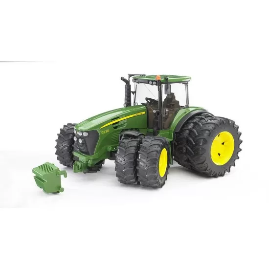 Tractor John Deere 7930 cu roti duble Bruder
