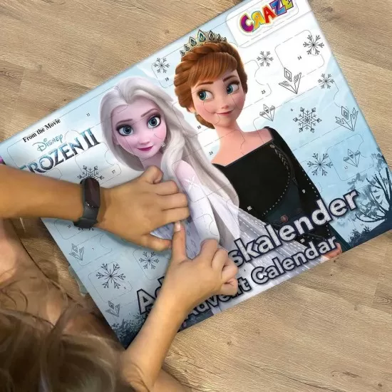 Calendar Craciun - Frozen 2 Anna & Elsa Calendar Craciun - Frozen 2 Anna & Elsa