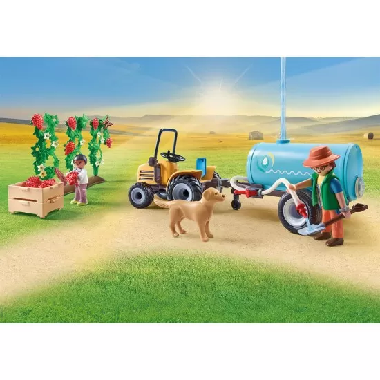 Playmobil Country - Tractor cu remorca si cisterna de apa Playmobil Country - Tractor cu remorca si cisterna de apa
