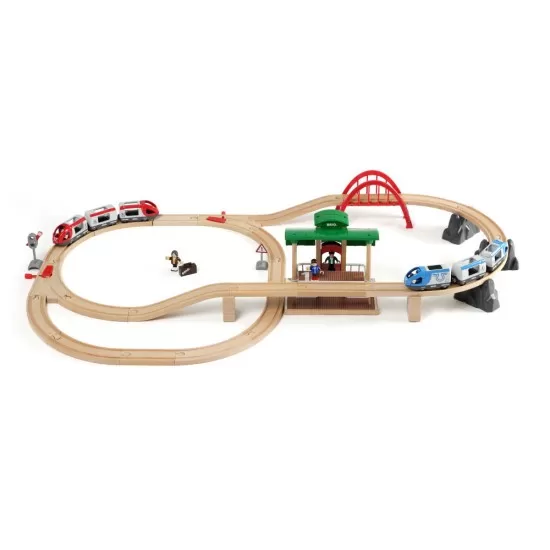 Set trenuri de calatori Brio 42 piese Set trenuri de calatori Brio 42 piese