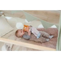 Papusa bebelus cu caciulita maro Zapf Baby Annabell 30 cm