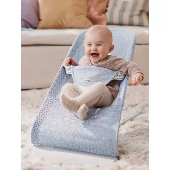 Balansoar Baby Bjorn Balance Soft Sky Blue/White Mesh Balansoar Baby Bjorn Balance Soft Sky Blue/White Mesh