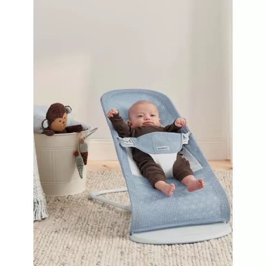 Balansoar Baby Bjorn Balance Soft Sky Blue/White Mesh Balansoar Baby Bjorn Balance Soft Sky Blue/White Mesh
