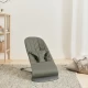 Balansoar bebelusi Bliss BabyBjorn Dark Green cu aspect delicat de petala, tesatura matlasata Balansoar bebelusi Bliss BabyBjorn Dark Green cu aspect delicat de petala, tesatura matlasata