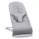 Balansoar copii BabyBjorn Bliss Light Grey din tesatura matlasata cu aspect delicat de petala Balansoar copii BabyBjorn Bliss Light Grey din tesatura matlasata cu aspect delicat de petala