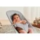 Balansoar copii BabyBjorn Bliss Light Grey din tesatura matlasata cu aspect delicat de petala Balansoar copii BabyBjorn Bliss Light Grey din tesatura matlasata cu aspect delicat de petala