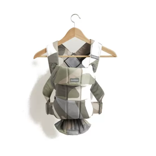Marsupiu anatomic BabyBjorn cu multiple pozitii de purtare Mini Khaki/Green Bumbac Marsupiu anatomic BabyBjorn cu multiple pozitii de purtare Mini Khaki/Green Bumbac