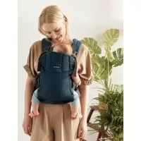 Marsupiu anatomic cu multiple pozitii de purtare BabyBjorn colectia Harmony 3D Mesh Navy Blue Editie Limitata