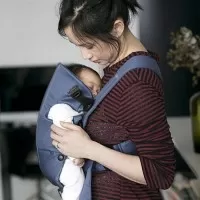 Marsupiu anatomic BabyBjorn Mini cu pozitii multiple de purtare Vintage Indigo Bumbac