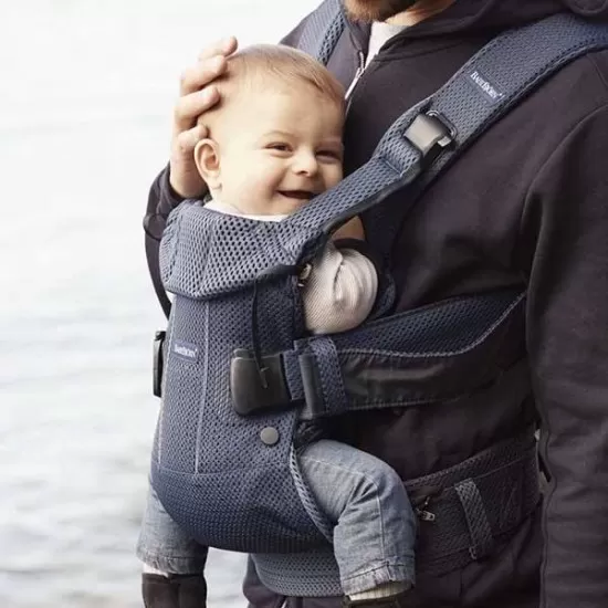Marsupiu anatomic One Air BabyBjorn Navy Blue 3D Mesh Marsupiu anatomic One Air BabyBjorn Navy Blue 3D Mesh