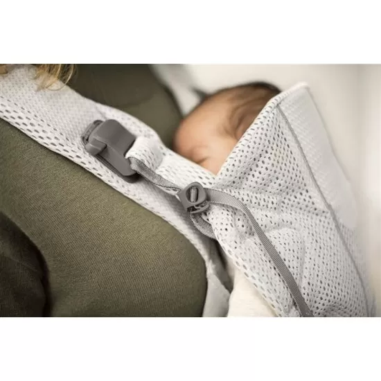 Marsupiu anatomic One Air Silver 3D Mesh BabyBjorn Marsupiu anatomic One Air Silver 3D Mesh BabyBjorn