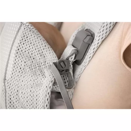 Marsupiu anatomic One Air Silver 3D Mesh BabyBjorn Marsupiu anatomic One Air Silver 3D Mesh BabyBjorn