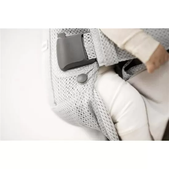 Marsupiu anatomic One Air Silver 3D Mesh BabyBjorn Marsupiu anatomic One Air Silver 3D Mesh BabyBjorn