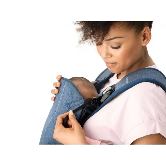 Marsupiu anatomic BabyBjorn One cu pozitii multiple de purtare Denim Midnight Blue Bumbac Marsupiu anatomic BabyBjorn One cu pozitii multiple de purtare Denim Midnight Blue Bumbac
