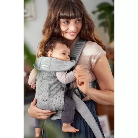Marsupiu Mini cu multiple pozitii de purtare Babybjorn Grey 3D Mesh Marsupiu Mini cu multiple pozitii de purtare Babybjorn Grey 3D Mesh