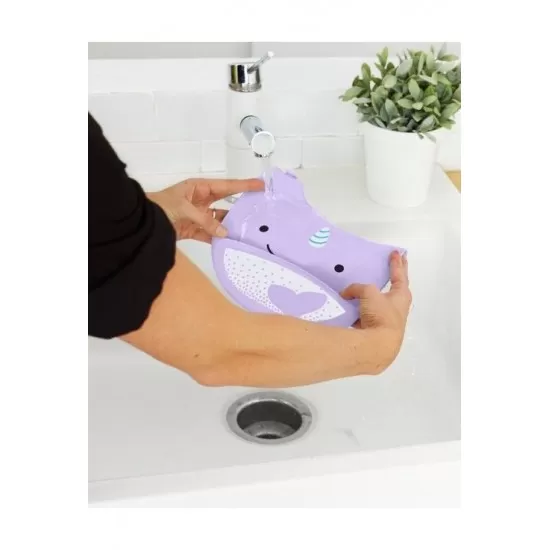 Bavetica de silicon Fold and Go Zoo Skip Hop - Balena Bavetica de silicon Fold and Go Zoo Skip Hop - Balena