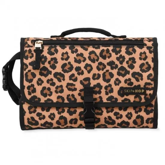 Statie de schimbat Pronto Signature Classic Leopard Skip Hop Statie de schimbat Pronto Signature Classic Leopard Skip Hop
