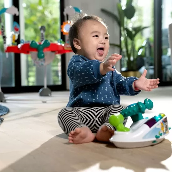 Centru de activitati Airplaine Jumper Baby Einstein Centru de activitati Airplaine Jumper Baby Einstein