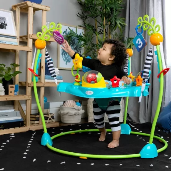 Centru de activitati cu jucarie electronica Curiosity Cove Baby Einstein Centru de activitati cu jucarie electronica Curiosity Cove Baby Einstein