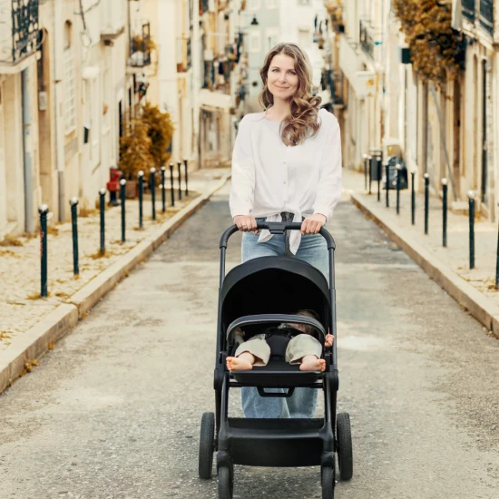 Carucior 3 in 1 BabyGo Harmony Grey cu maner reglabil pe inaltime, cadru Black Carucior 3 in 1 BabyGo Harmony Grey cu maner reglabil pe inaltime, cadru Black