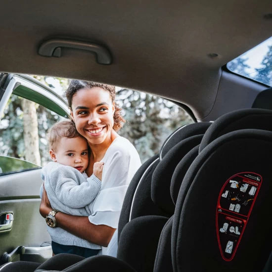 Scaun auto BabyGo i-Size FreeFix Grey, 76-150 cm, certificat R129 Scaun auto BabyGo i-Size FreeFix Grey, 76-150 cm, certificat R129