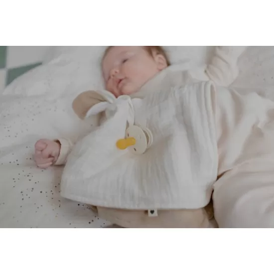 Jucarie bebe - Paturica cu urechiuse Kangaroo Ivory BIBS Jucarie bebe - Paturica cu urechiuse Kangaroo Ivory BIBS