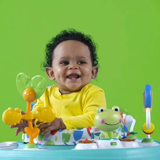 Centru de activitati 2 in 1 Playful Pond Bright Starts Centru de activitati 2 in 1 Playful Pond Bright Starts