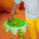 Jucarie tropicala Bright Starts Twirl Ball Play Toy Jucarie tropicala Bright Starts Twirl Ball Play Toy