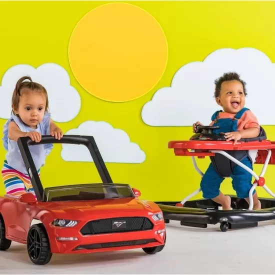 Premergator si antepremergator 4 in 1 Ford Mustang Bright Starts Premergator si antepremergator 4 in 1 Ford Mustang Bright Starts