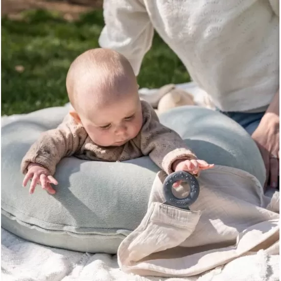 Esarfa pentru alaptat multifunctionala din bumbac organic Doomoo Mom’n Play Almond Esarfa pentru alaptat multifunctionala din bumbac organic Doomoo Mom’n Play Almond