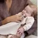 Esarfa pentru alaptat multifunctionala din bumbac organic Doomoo Mom’n Play Almond Esarfa pentru alaptat multifunctionala din bumbac organic Doomoo Mom’n Play Almond