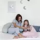 Perna mare pentru gravide si bebelusi 3 in 1 bumbac organic Doomoo Buddy Cloudy Kaki Perna mare pentru gravide si bebelusi 3 in 1 bumbac organic Doomoo Buddy Cloudy Kaki