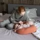 Perna pentru alaptat 2 in 1 Softy Tetra Jersay Terracotta Doomoo Perna pentru alaptat 2 in 1 Softy Tetra Jersay Terracotta Doomoo