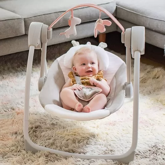 Leagan portabil Comfort 2 Go Flora the Unicorn Ingenuity Leagan portabil Comfort 2 Go Flora the Unicorn Ingenuity