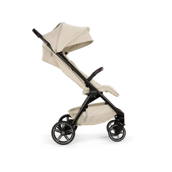 Carucior ultracompact cu pliere automata Nuna x BMW TRVL lx bej Mica Carucior ultracompact cu pliere automata Nuna x BMW TRVL lx bej Mica