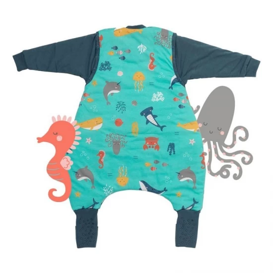 Sac de dormit cu picioruse si maneca lunga detasabila Under the Sea 80 cm + manseta 2.5 Tog Sac de dormit cu picioruse si maneca lunga detasabila Under the Sea 80 cm + manseta 2.5 Tog
