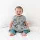 Sac de dormit cu picioruse si talpa antiderapanta Dinosaur 60 cm + manseta 1.0 Tog Sac de dormit cu picioruse si talpa antiderapanta Dinosaur 60 cm + manseta 1.0 Tog