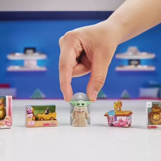 5 Surprise Disney Store Mini Brands S2 5 Surprise Disney Store Mini Brands S2